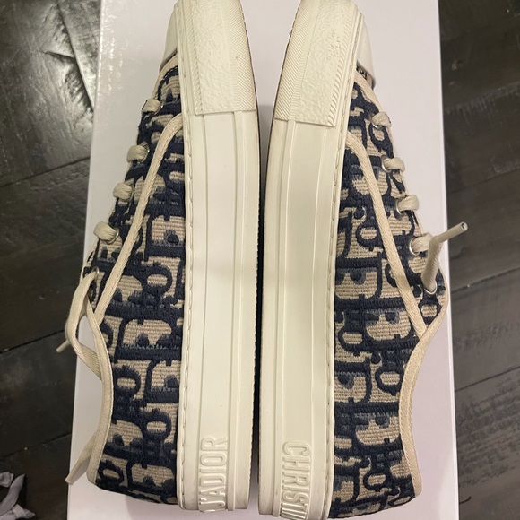 DIOR WALK'N SNEAKER - Picture 3 of 11